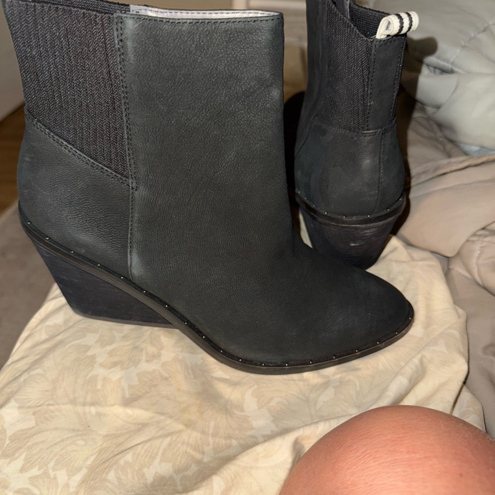 Dr Scholls Collection- “Mania” Women's Black Wedge Ankle Boots